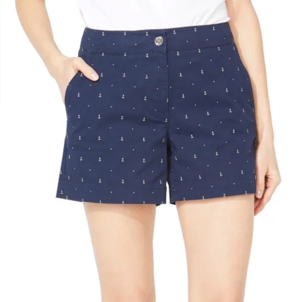 NWT- Women’s Nautica Navy Blue Anchor Print Shorts size 6
